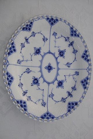 Royal Copenhagen Blue fluted full lace Dish 1056