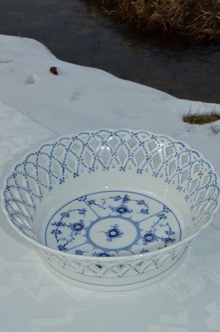 Royal Copenhagen  Blue fluted full lace Fruit bowl 1054