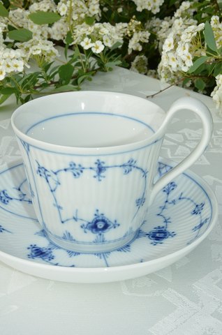 Royal Copenhagen Musselmalet gerippt Hochhenkeltasse  093