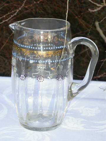 Glass jug