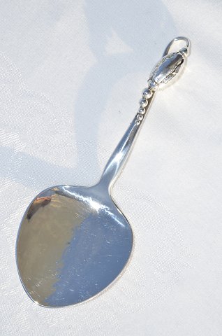 Georg Jensen silver cutlery Blossom Pastry server
