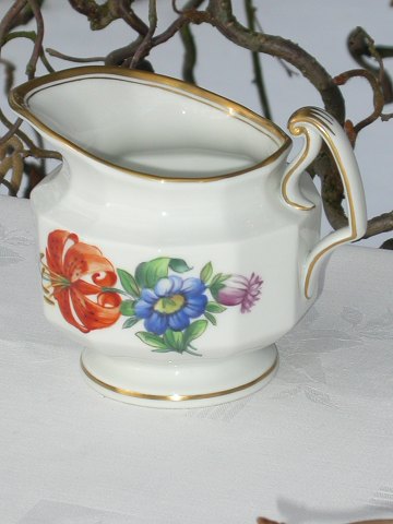 Royal Copenhagen Saxon flower Cream jug 8564