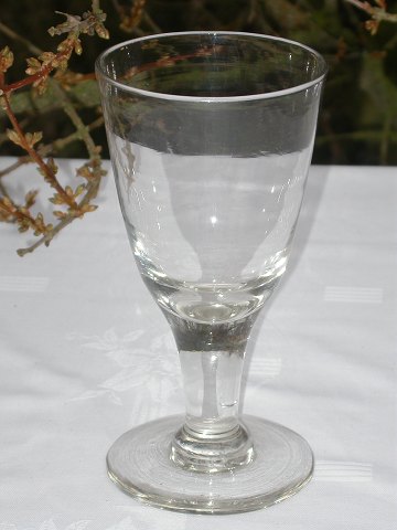 Absalon Glass