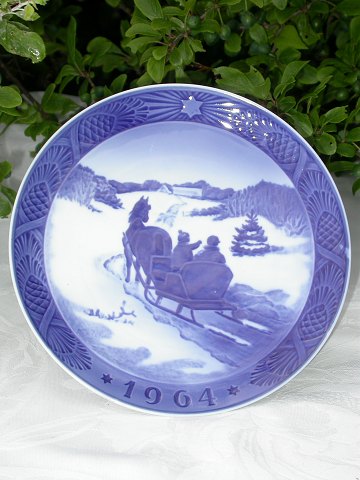 Royal Copenhagen porcelain Christmas plate 1964