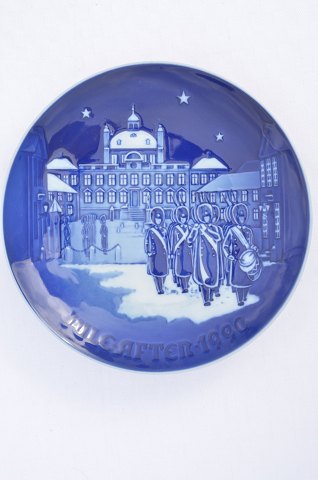 Bing & Grondahl Christmas plate from 1990