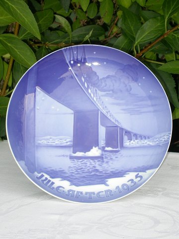 Bing & Grondahl Christmas plate 1935
