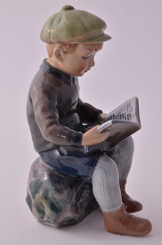 Dahl Jensen figurine 1096 Boy with book