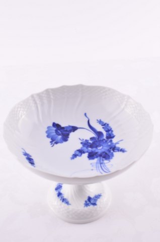 Royal Copenhagen  Blue flower curved Cake dish # 1528