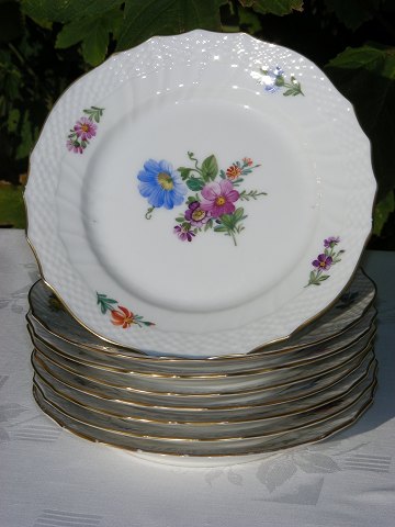 Royal Copenhagen Leight Saxon Flower, Cake plate 1626