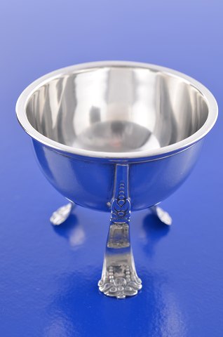 Danish silver Frigga Tea strainer stand