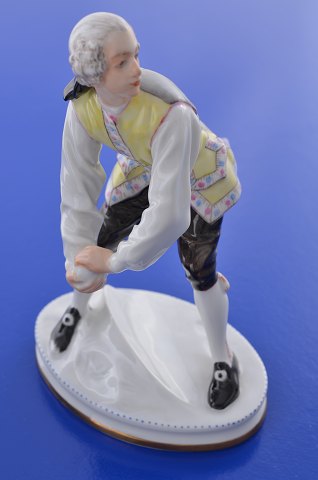 Bing & Gröndahl Figur # 8026  in overglaze Footmann