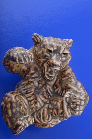 Royal Copenhagen stoneware Bear 20271