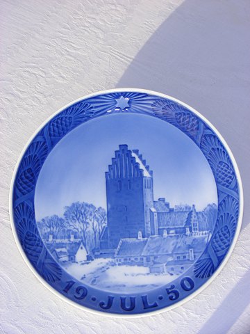 Royal Copenhagen porcelain Christmas plate from 1950