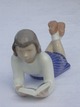 Bing & Grondahl figurine 2304 Girl reading