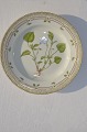 Royal Copenhagen Flora Danica Plate 3549