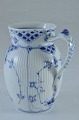 Royal Copenhagen  Blue fluted half lace Pot 561