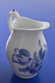 Royal Copenhagen Blaue Blume glatt  Rahmgiesser 8026